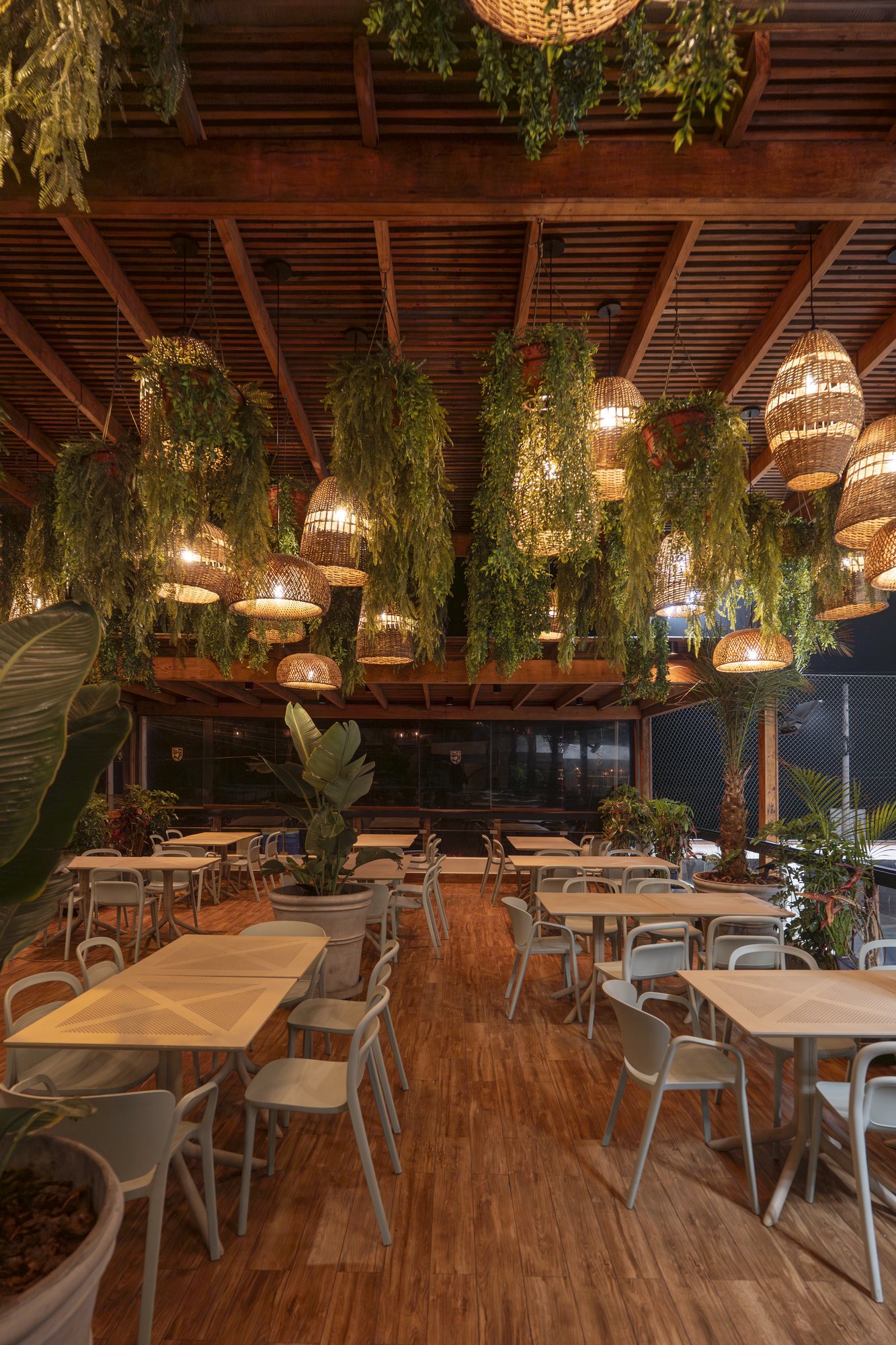 Club Terrazas — Makaha Sunset — 21